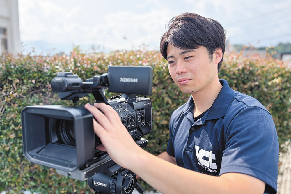 ニュース用の映像を収録