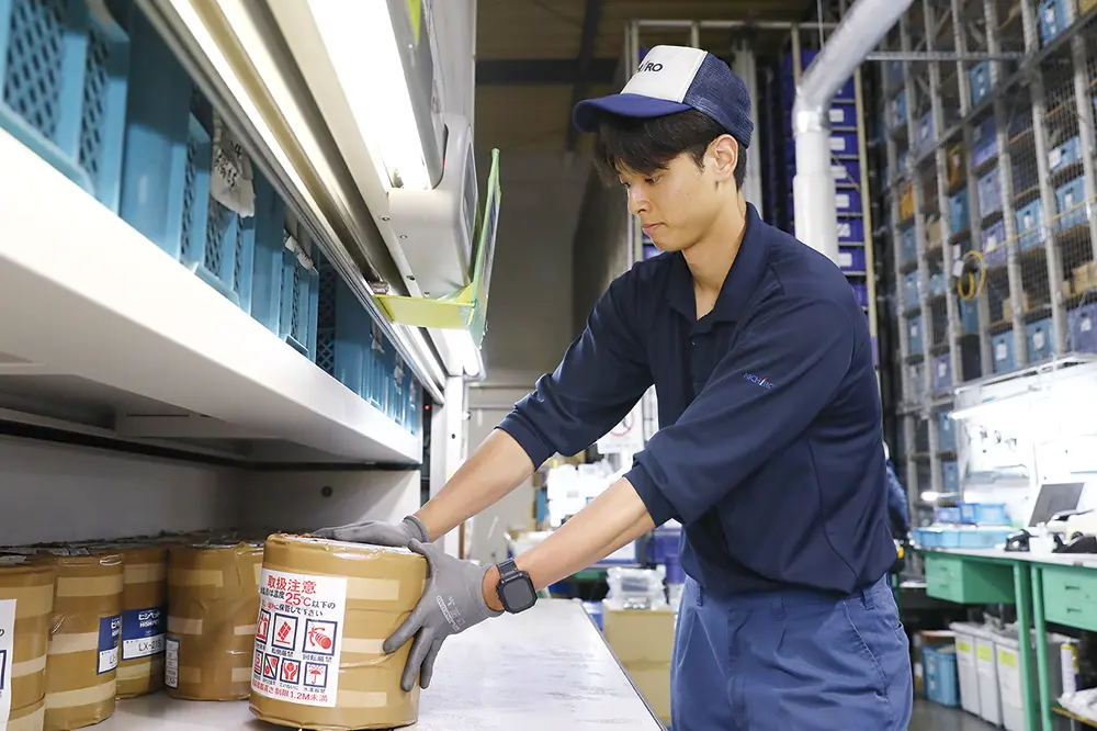 所定の位置への搬入作業